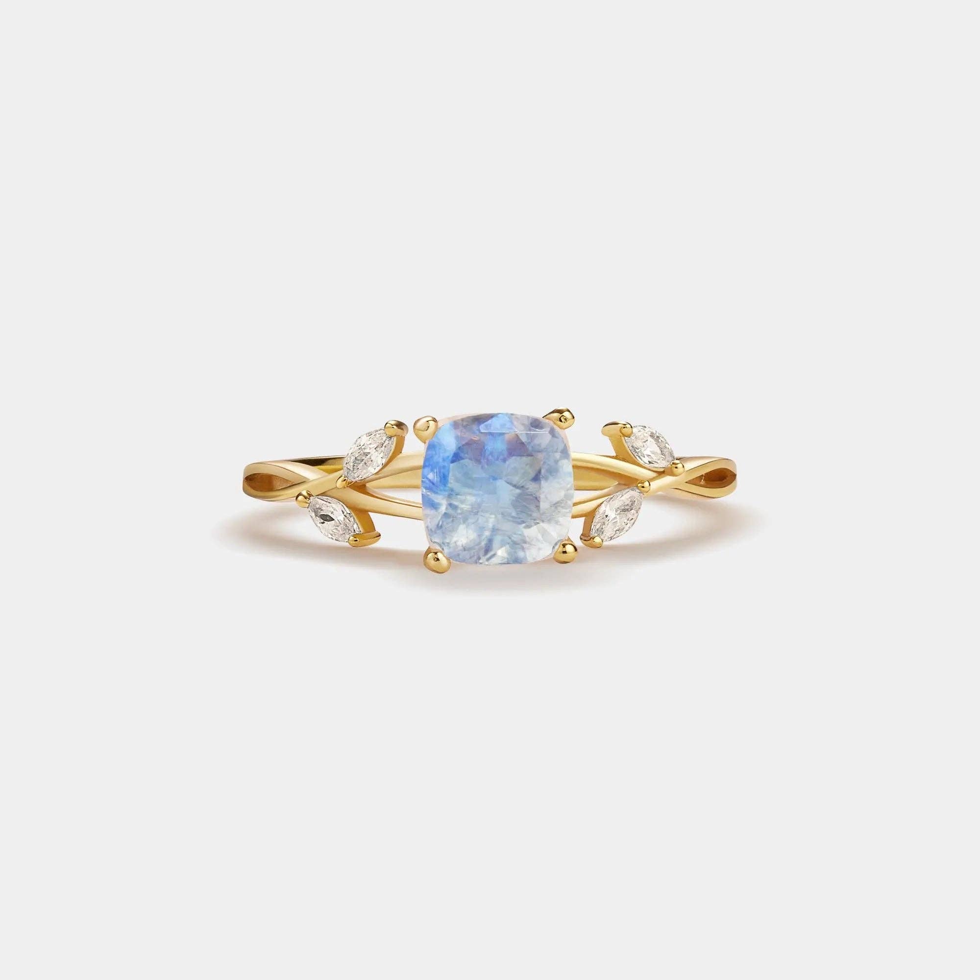 Moonstone Leaf Ring 🌙🌿 (Pre-Order)