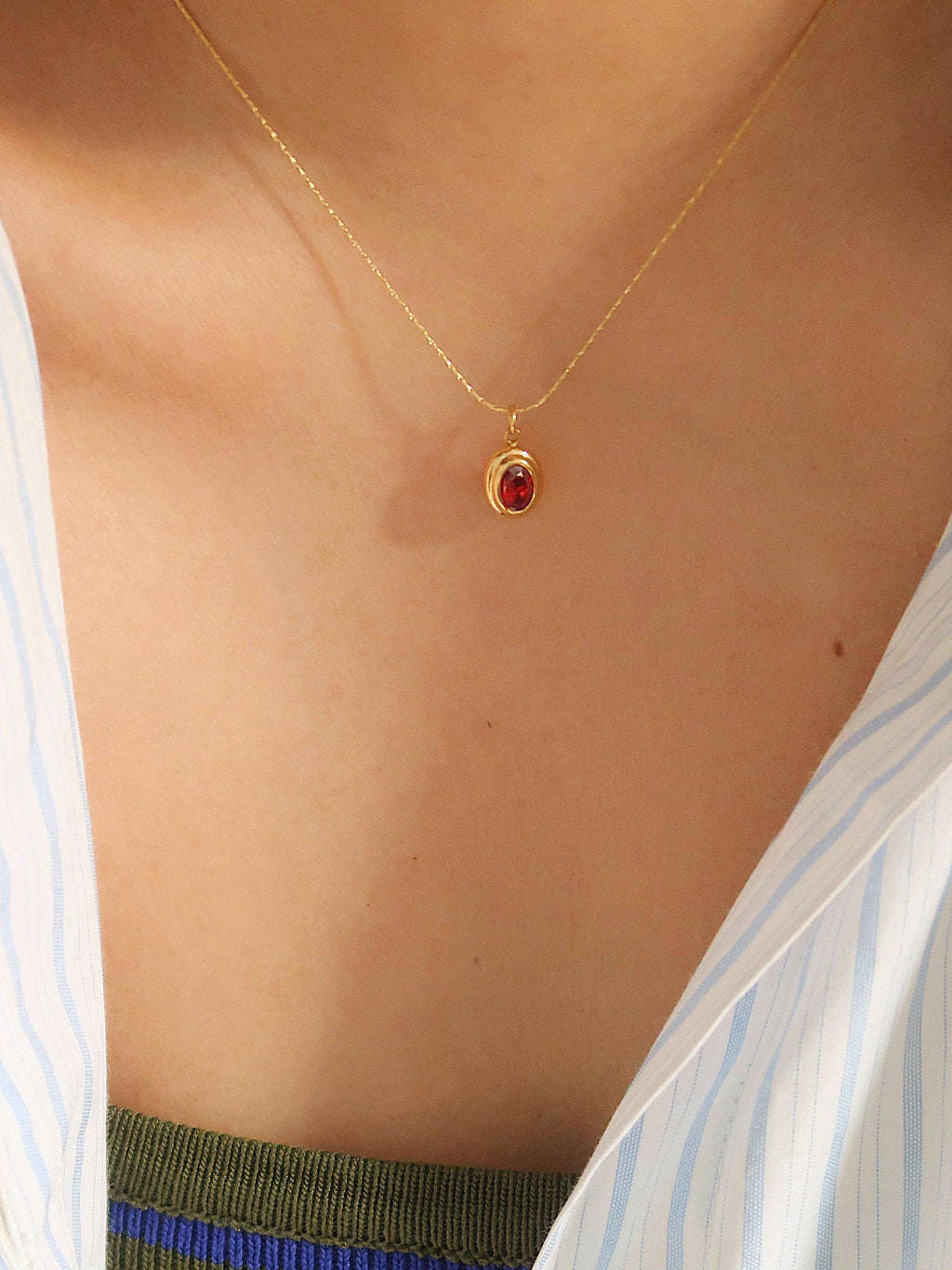 Radiance Stone Gold Necklace